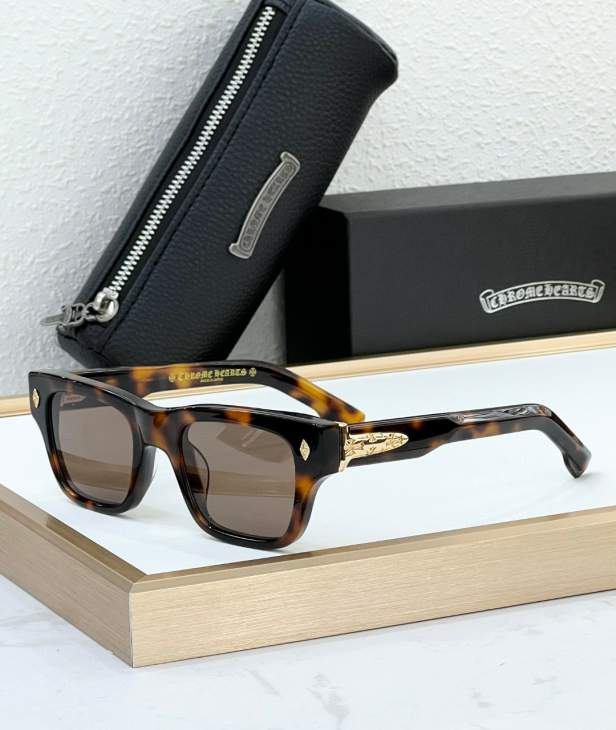 Picture of Chrome Hearts Sunglasses _SKUfw66635005fw